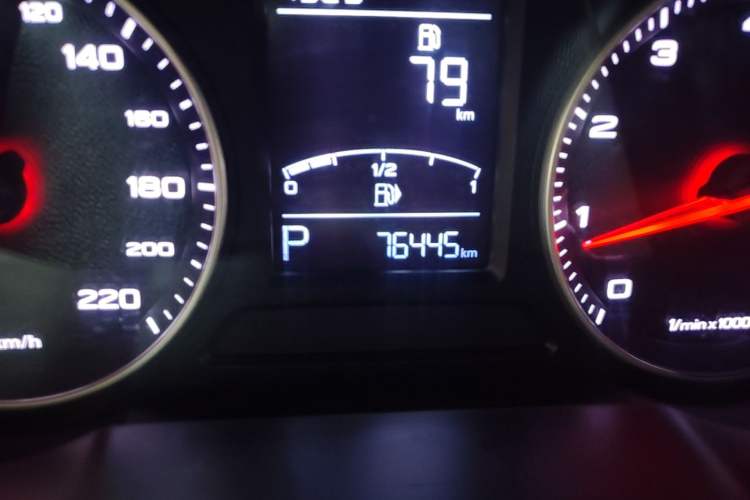 Used MG ZS 2017 1.5L Automatic Luxury Edition Odometer Close Up