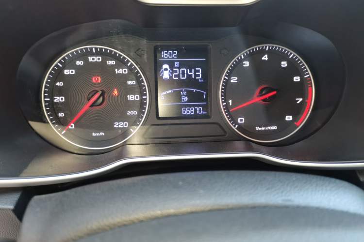 Used MG ZS 2017 1.5L Manual Fashion Edition Odometer Close Up