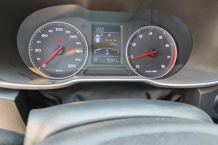 Used MG ZS 2017 1.5L Automatic Luxury Edition Odometer Close Up