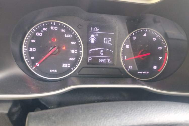 Used MG ZS 2017 1.5L Automatic Luxury Edition Odometer Close Up