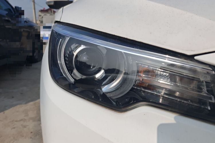 Used MG ZS 2017 1.5L Manual Comfort Edition Right Front Headlight