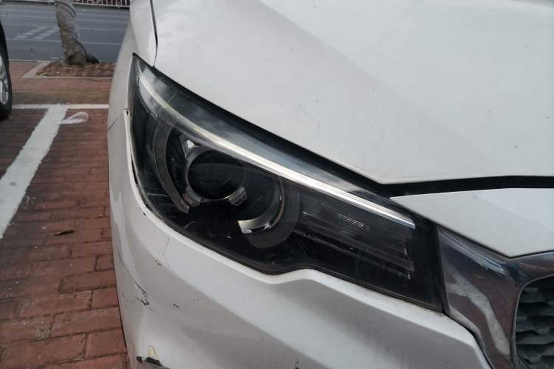 Used MG ZS 2017 1.5L Manual Elite Edition Right Front Headlight