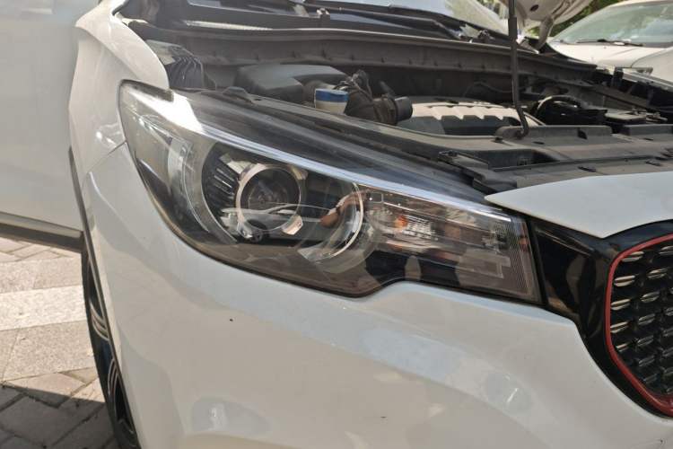 Used MG ZS 2017 16T Automatic Prestige Edition Right Front Headlight