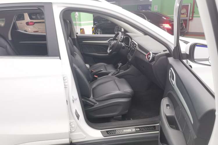 Used MG ZS 2017 1.5L Automatic Luxury Internet Edition Right Front Seat