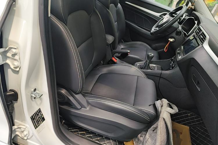 Used MG ZS 2017 1.5L Manual Elite Edition Right Front Seat