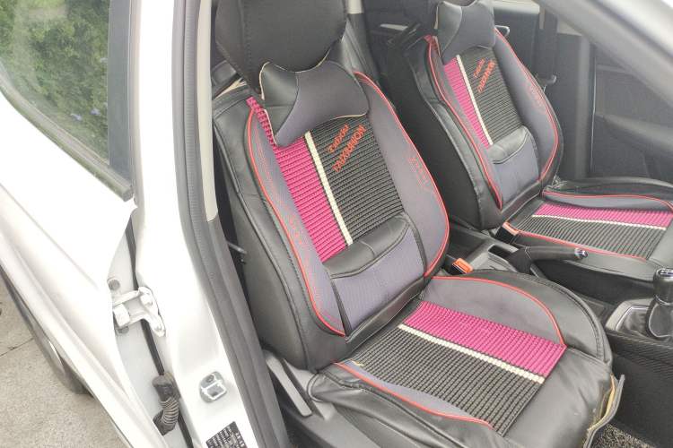 Used MG ZS 2017 1.5L Manual Fashion Edition Right Front Seat
