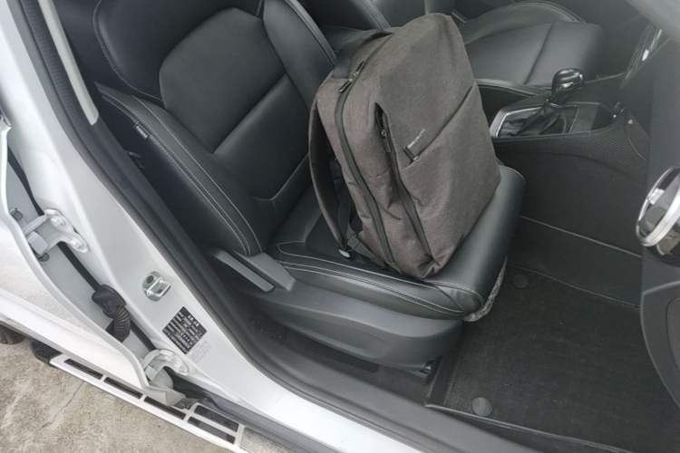 Used MG ZS 2017 1.5L Automatic Luxury Internet Edition Right Front Seat