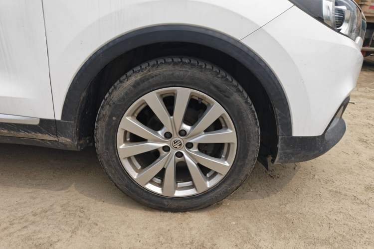 Used MG ZS 2017 1.5L Automatic Luxury Edition Right Front Wheel Hub