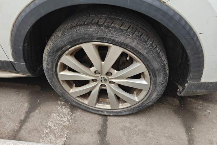 Used MG ZS 2017 1.5L Manual Luxury Edition Right Front Wheel Hub