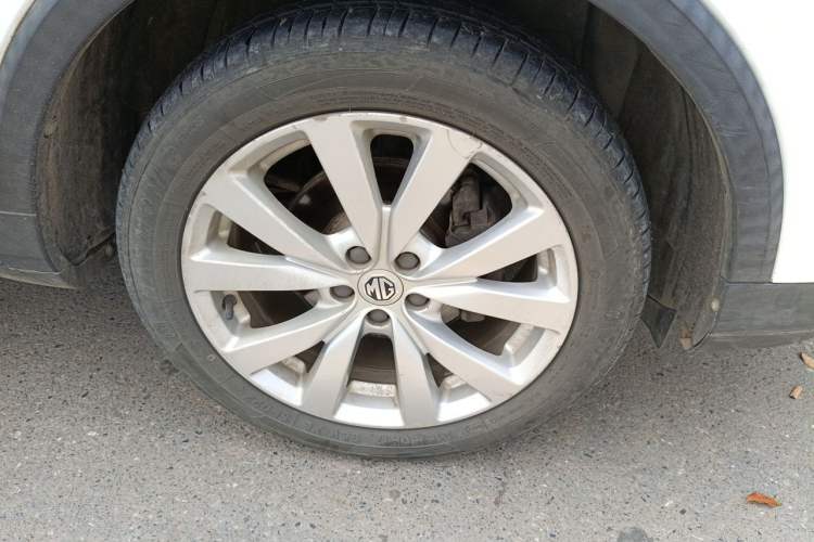 Used MG ZS 2017 1.5L Manual Elite Edition Right Front Wheel Hub