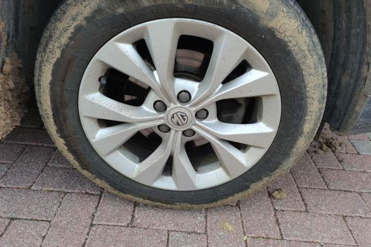Used MG ZS 2017 1.5L Manual Fashion Edition Right Front Wheel Hub