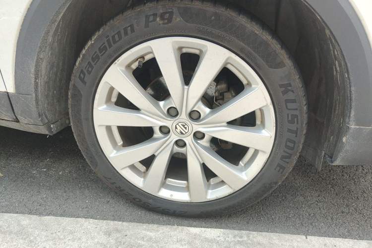 Used MG ZS 2017 1.5L Automatic Luxury Edition Right Front Wheel Hub