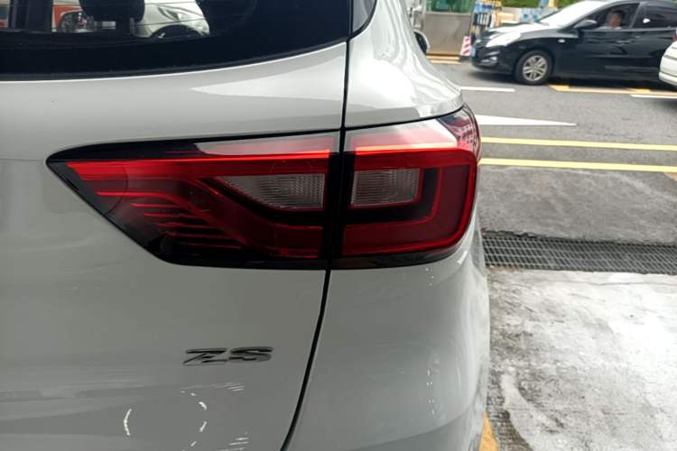 Used MG ZS 2017 1.5L Automatic Luxury Edition Right Rear Taillight