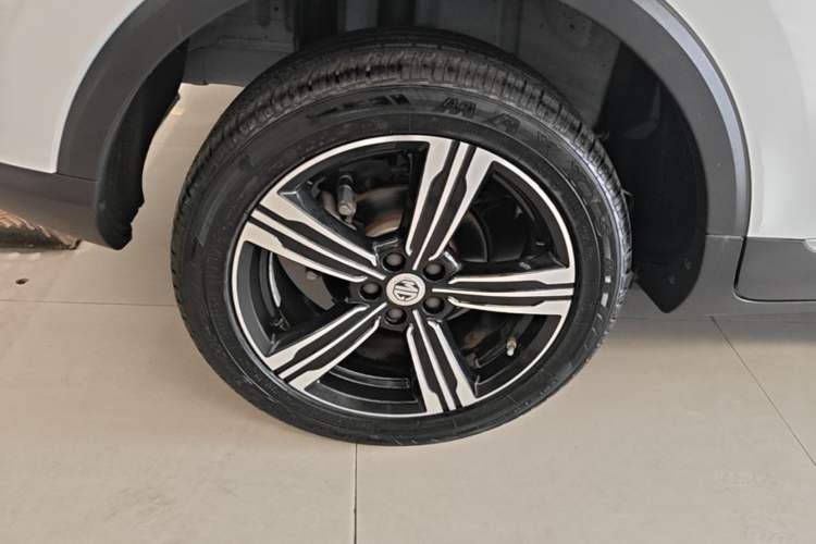 Used MG ZS 2017 1.5L Automatic Luxury Internet Edition Right Rear Wheel Hub