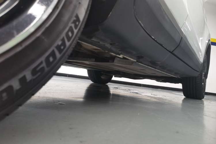 Used MG ZS 2017 1.5L Automatic Luxury Internet Edition Right Side Sill