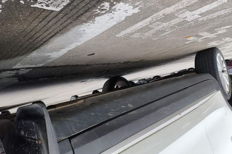 Used MG ZS 2017 1.5L Manual Luxury Edition Right Side Sill
