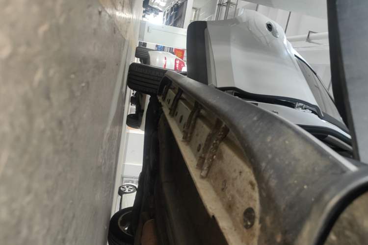Used MG ZS 2017 1.5L Automatic Luxury Edition Right Side Sill