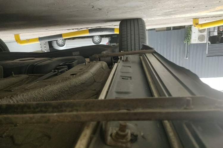 Used MG ZS 2017 1.5L Automatic Luxury Internet Edition Right Side Sill