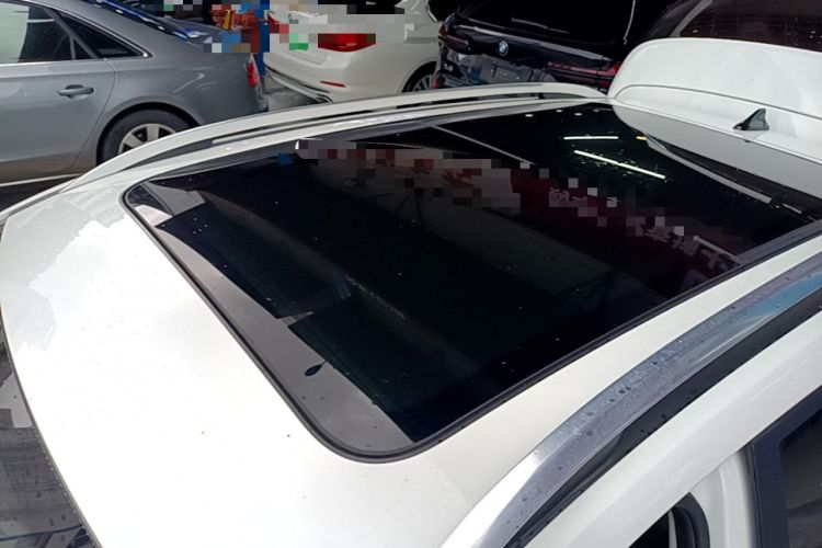 Used MG ZS 2017 1.5L Automatic Luxury Edition Roof