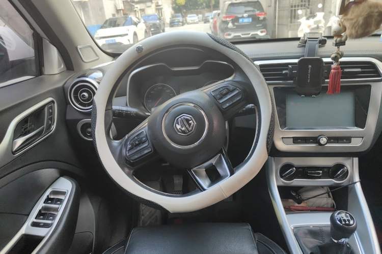 Used MG ZS 2017 1.5L Manual Luxury Edition Steering Wheel
