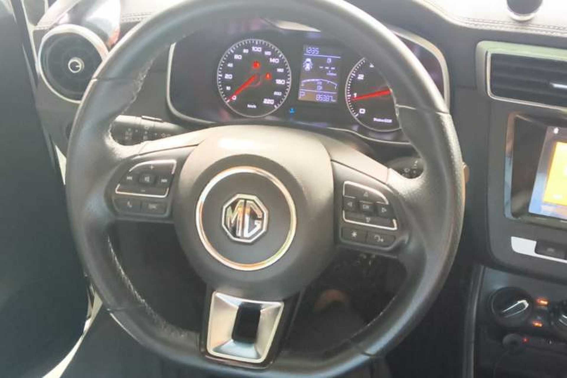 Used MG ZS 2017 1.5L Automatic Elite Edition Steering Wheel