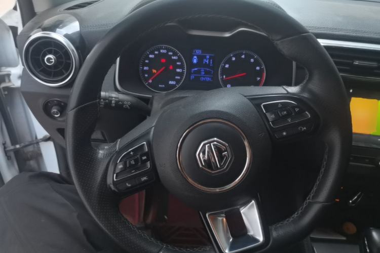 Used MG ZS 2017 1.5L Automatic Elite Edition Steering Wheel