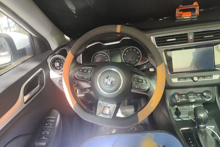 Used MG ZS 2017 1.5L Automatic Luxury Edition Steering Wheel
