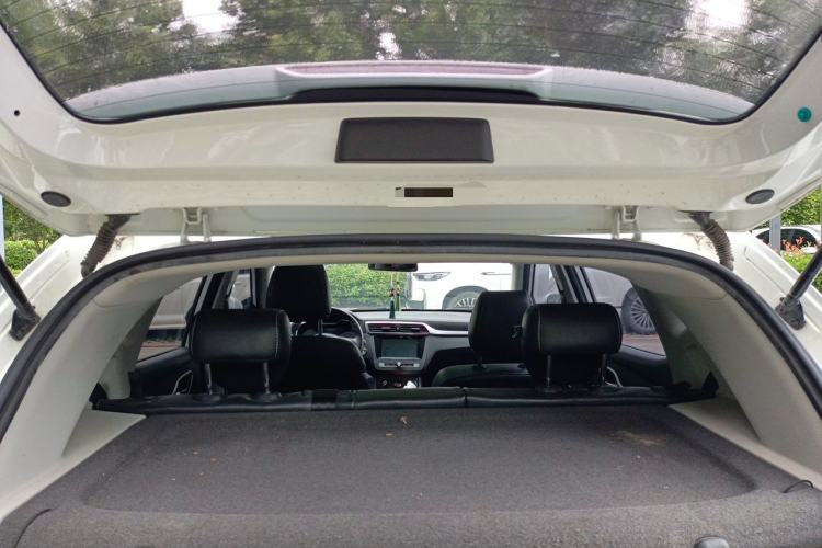 Used MG ZS 2017 1.5L Automatic Luxury Edition Trunk