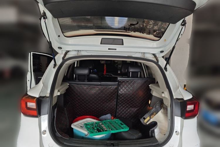 Used MG ZS 2017 1.5L Automatic Luxury Edition Trunk