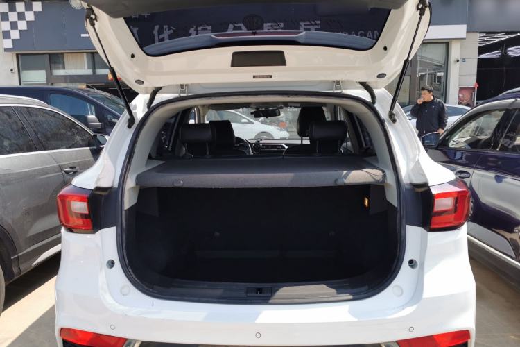 Used MG ZS 2017 1.5L Automatic Elite Edition Trunk