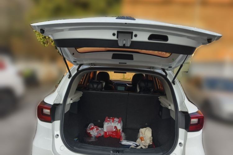 Used MG ZS 2017 1.5L Manual Luxury Edition Trunk