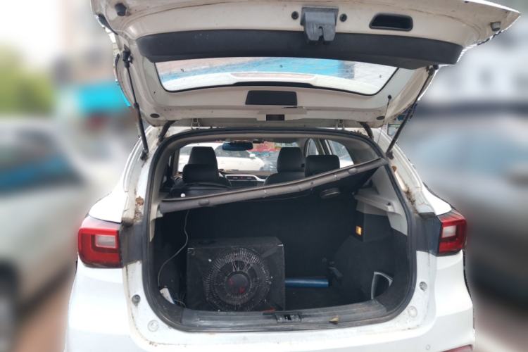 Used MG ZS 2017 1.5L Manual Elite Edition Trunk