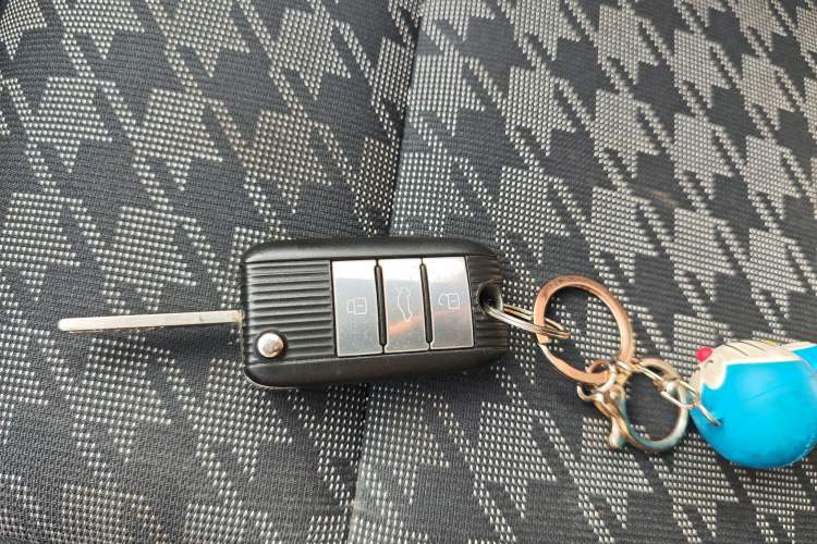 Used MG ZS 2017 1.5L Manual Comfort Edition Vehicle Key