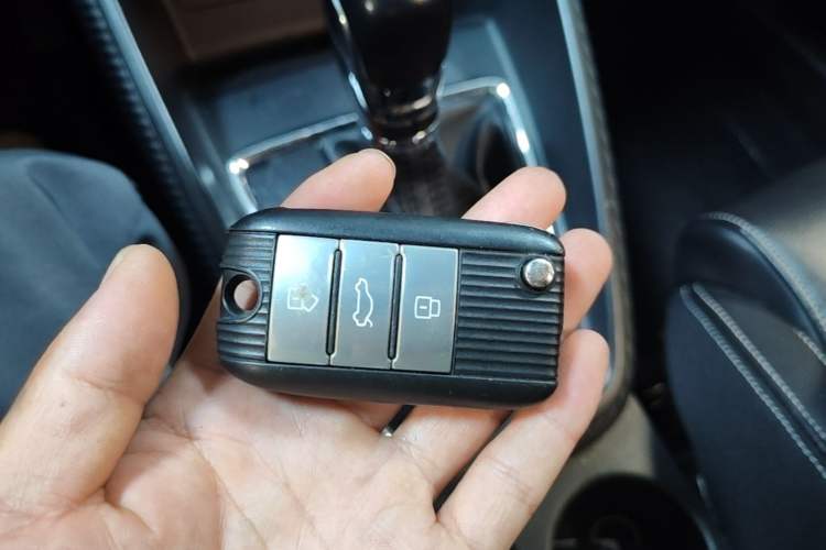 Used MG ZS 2017 1.5L Automatic Luxury Edition Vehicle Key