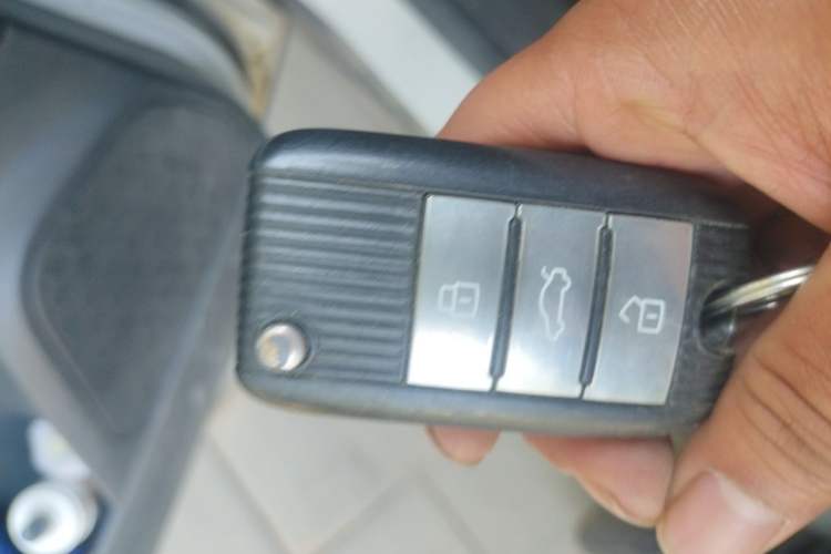 Used MG ZS 2017 1.5L Automatic Luxury Edition Vehicle Key