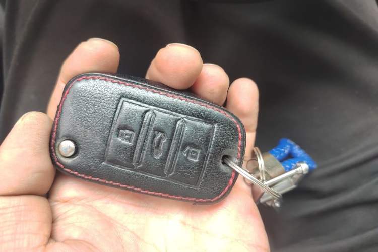 Used MG ZS 2017 1.5L Manual Luxury Edition Vehicle Key