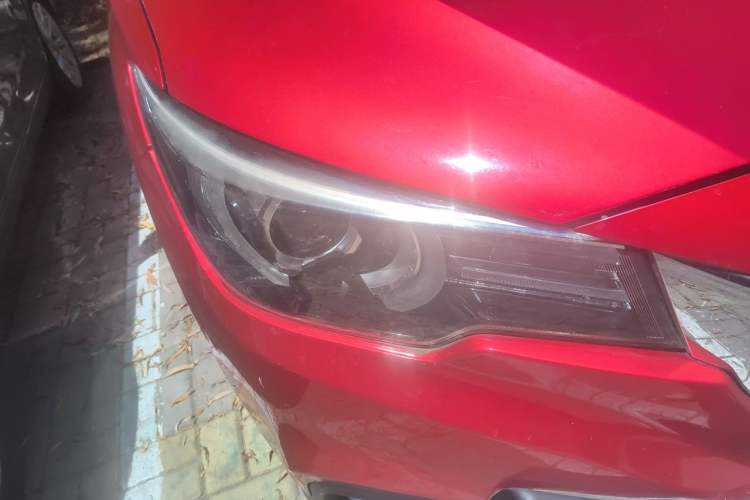 Used MG ZS 2017 1.5L Manual Luxury Edition Right Front Headlight