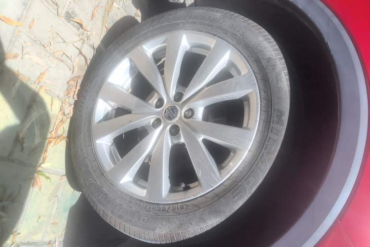 Used MG ZS 2017 1.5L Manual Luxury Edition Right Front Wheel Hub