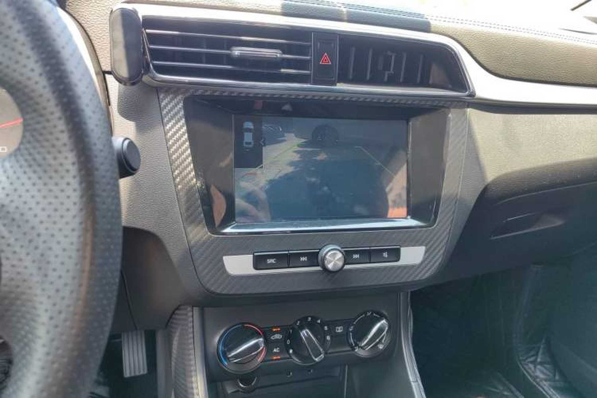Used MG ZS 2018 1.5L Manual Comfort Edition China V Standard Audio And AC Panel