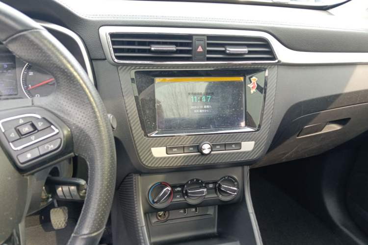 Used MG ZS 2018 1.5L Manual Luxury Version China V Standard Audio And AC Panel