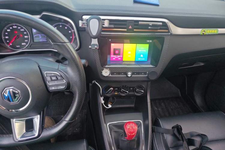 Used MG ZS 2018 1.5L Manual Luxury Version China V Standard Audio And AC Panel