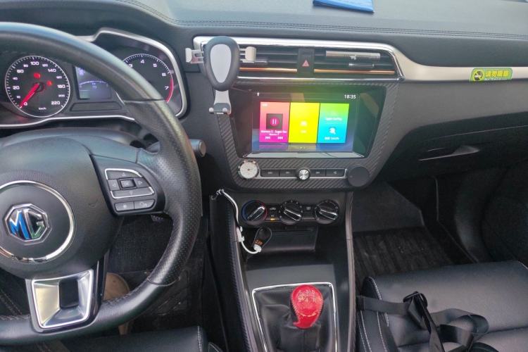 Used MG ZS 2018 1.5L Manual Luxury Version China V Standard Audio And AC Panel