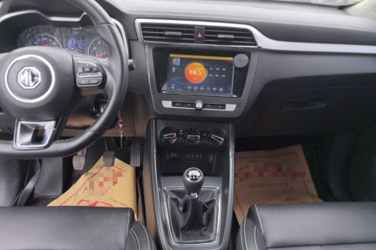 Used MG ZS 2018 1.5L Manual Elite Edition China V standard Audio And AC Panel