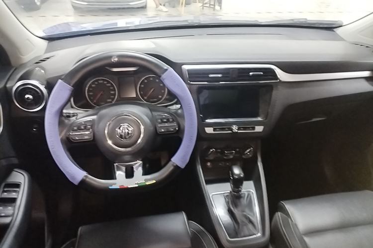 Used MG ZS 2018 1.5L Automatic Luxury Edition China V Standard Center Console
