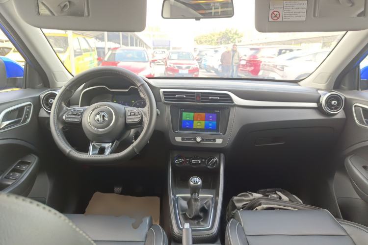 Used MG ZS 2018 1.5L Manual Luxury Version China V Standard Center Console