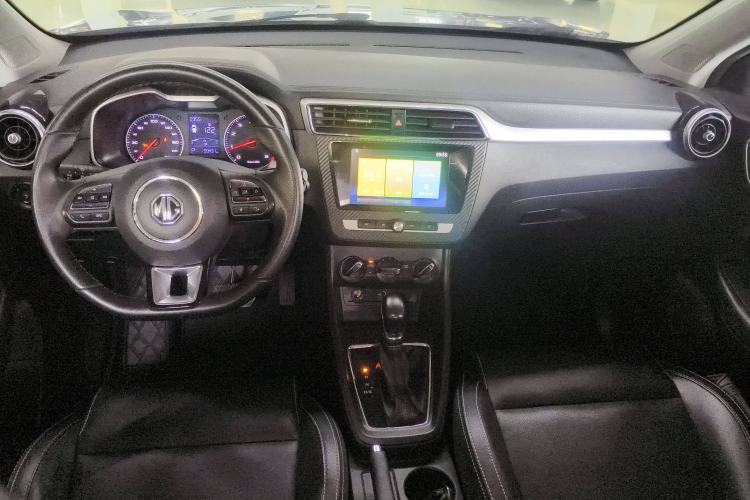 Used MG ZS 2018 1.5L Automatic Luxury Edition China V Standard Center Console