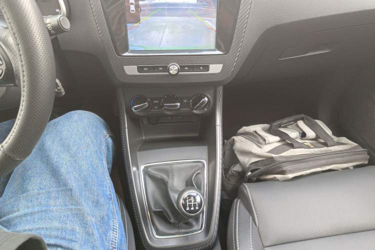 Used MG ZS 2018 1.5L Manual Luxury Version China V Standard Gear Lever