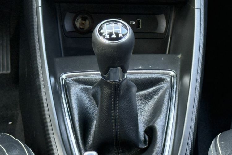 Used MG ZS 2018 1.5L Manual Comfort Edition China V Standard Gear Lever