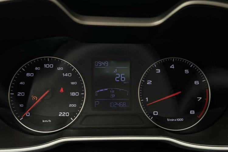 Used MG ZS 2018 1.5L Automatic Luxury Edition China V Standard Interior 2