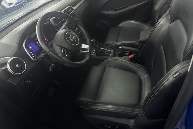 Used MG ZS 2018 1.5L Automatic Luxury Internet Edition China V Standard Interior 6